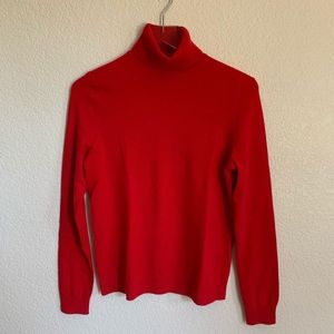 Land’s End 100% Cashmere turtleneck, size small